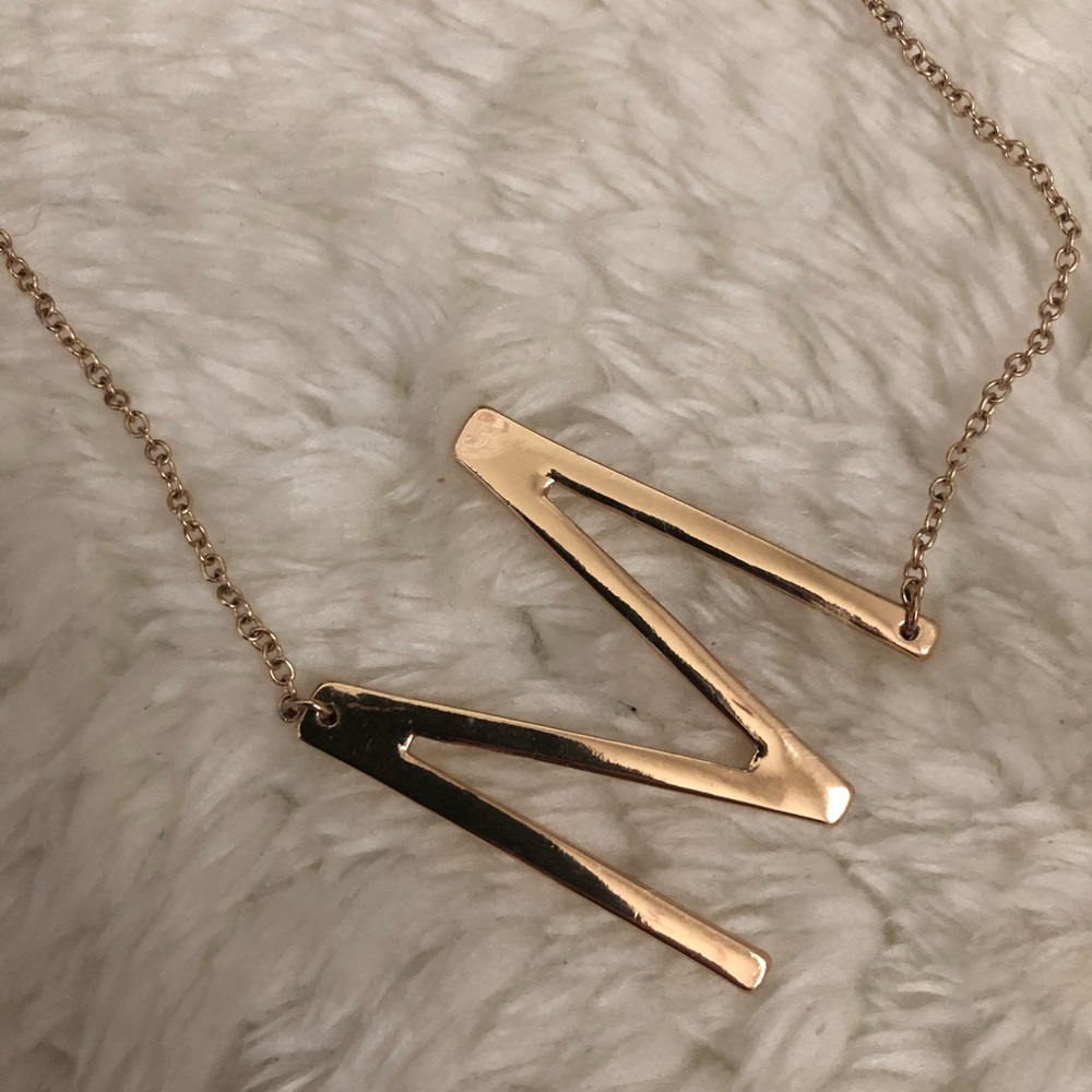 “M” adjustable necklace worn once